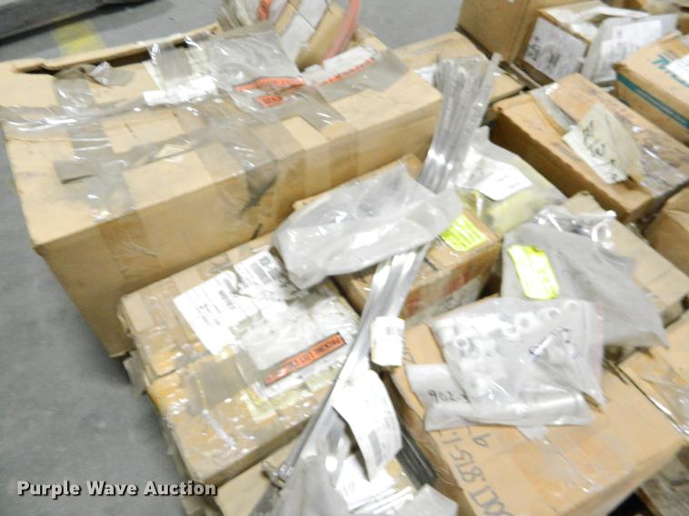 image for item DE9962 Server cabinet