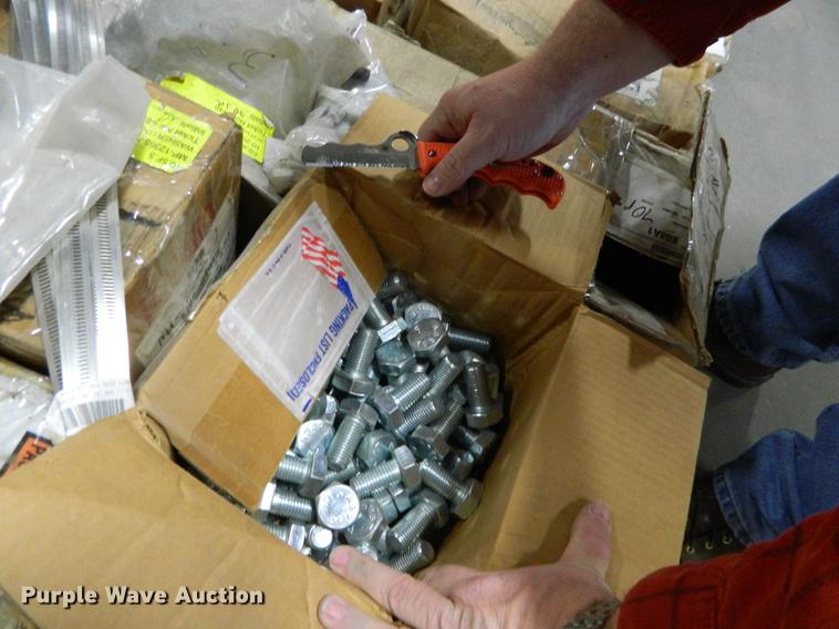 image for item DE9962 Server cabinet