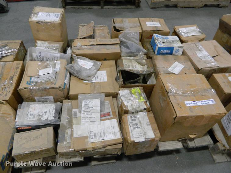 image for item DE9964 Hardware