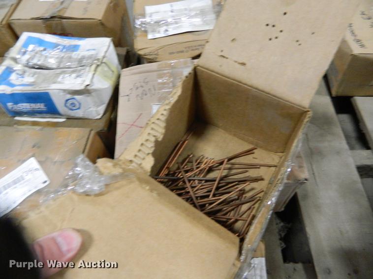 image for item DE9965 Hardware