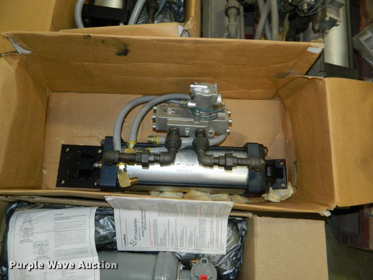 image for item DE9975 Tools