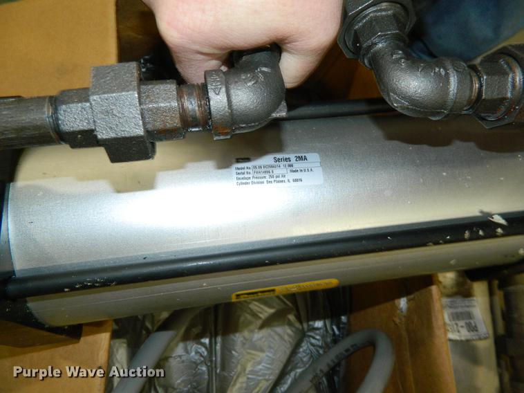 image for item DE9975 Tools