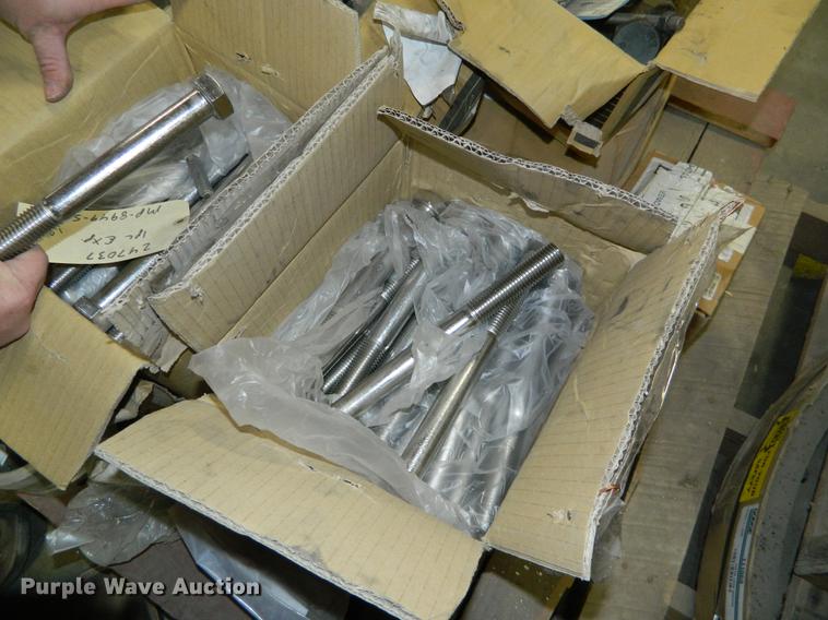 image for item DE9976 Hardware