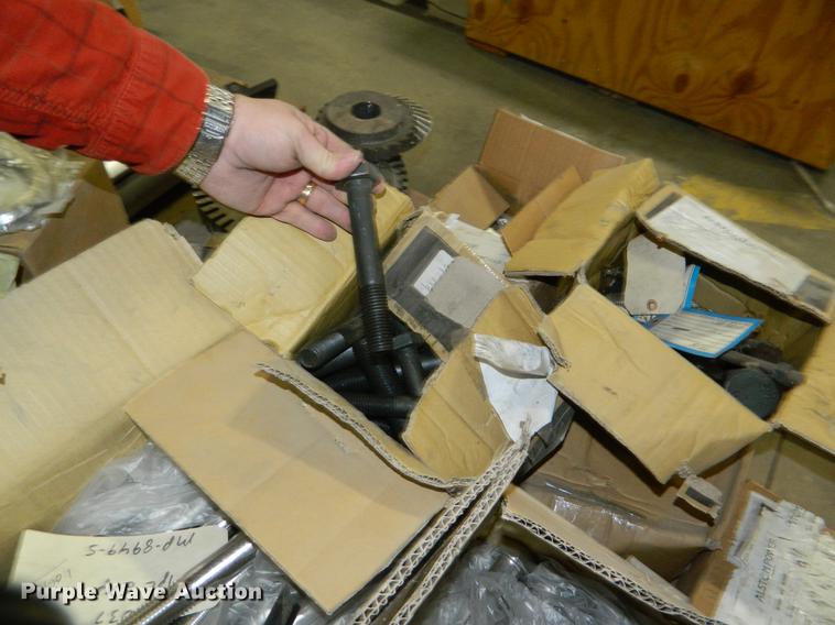 image for item DE9976 Hardware