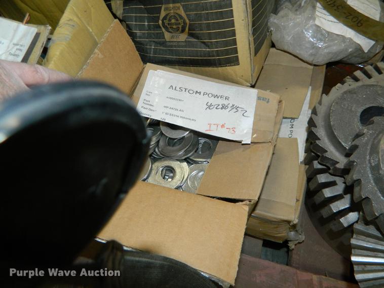 image for item DE9976 Hardware