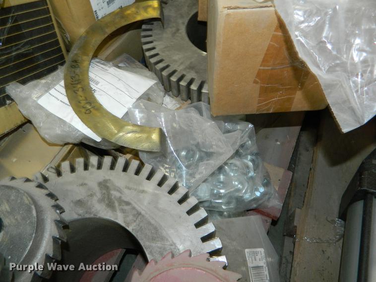 image for item DE9976 Hardware