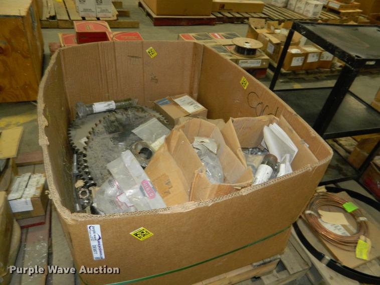 image for item DE9977 Hardware