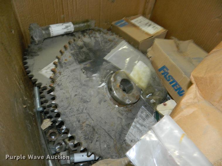 image for item DE9977 Hardware