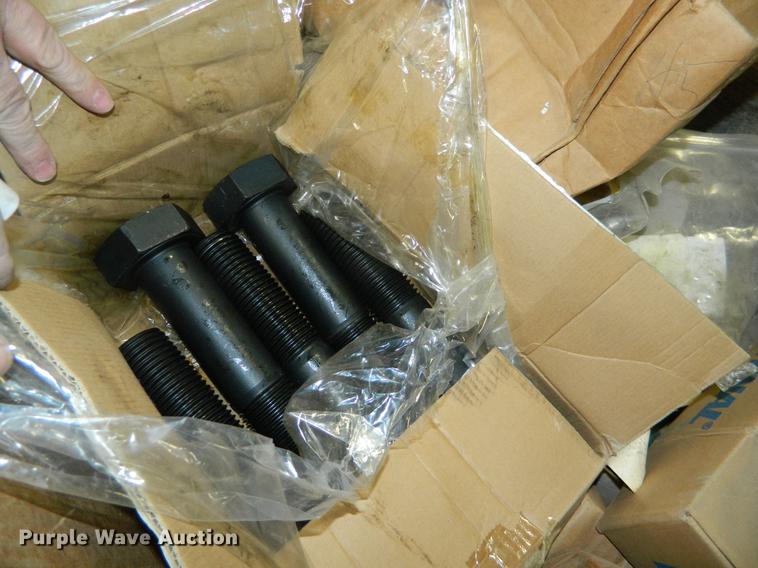 image for item DE9977 Hardware