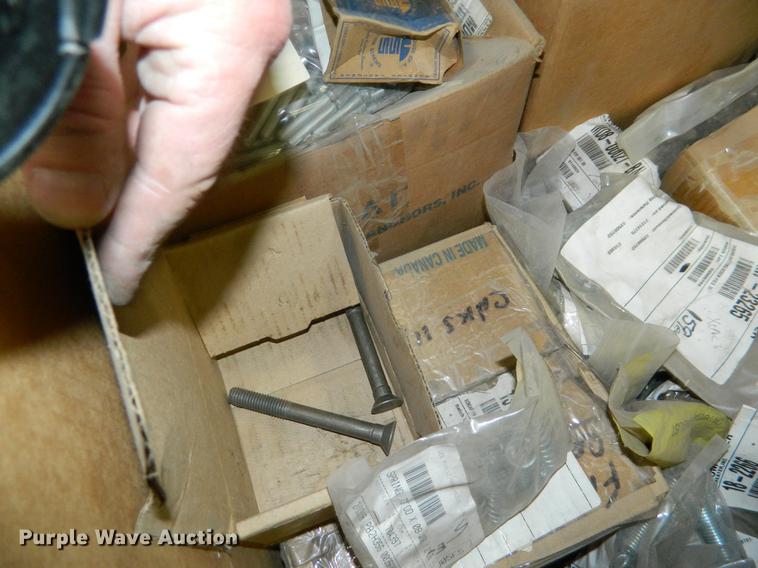 image for item DE9979 Hardware