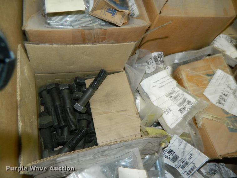 image for item DE9979 Hardware