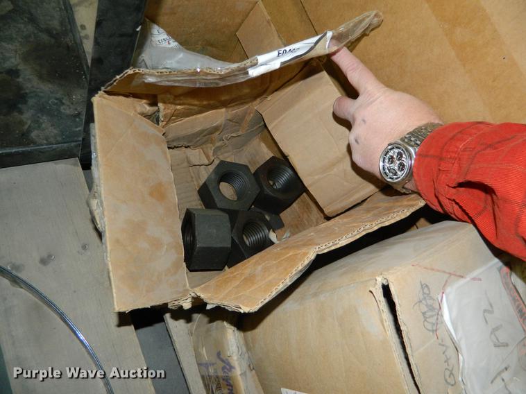 image for item DE9979 Hardware