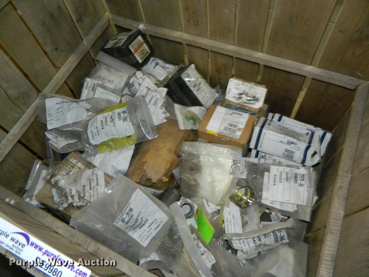 image for item DE9980 Hardware