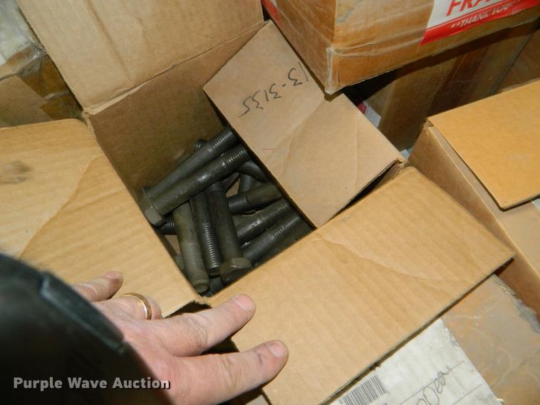 image for item DE9985 Hardware