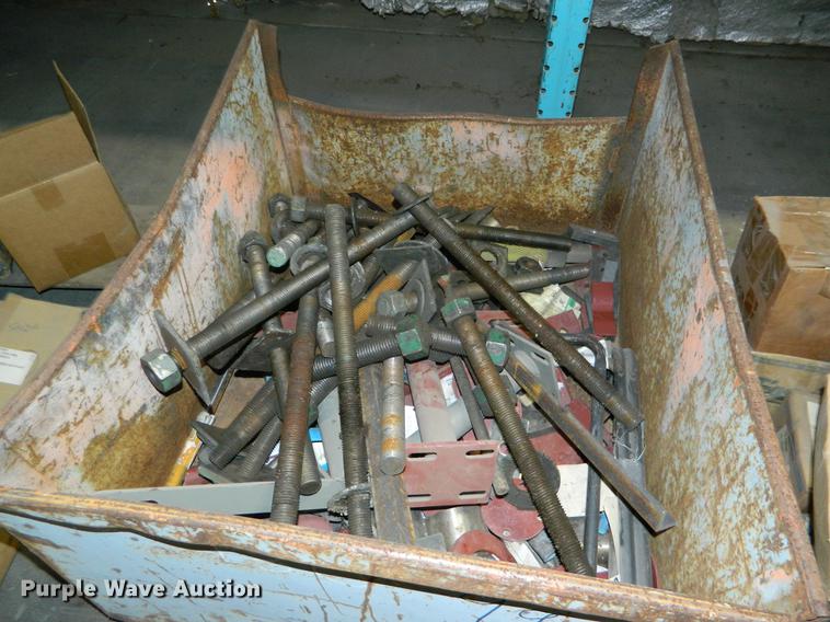 image for item DE9987 Hardware