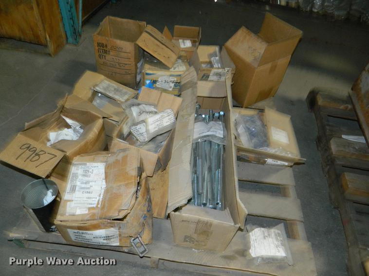 image for item DE9987 Hardware