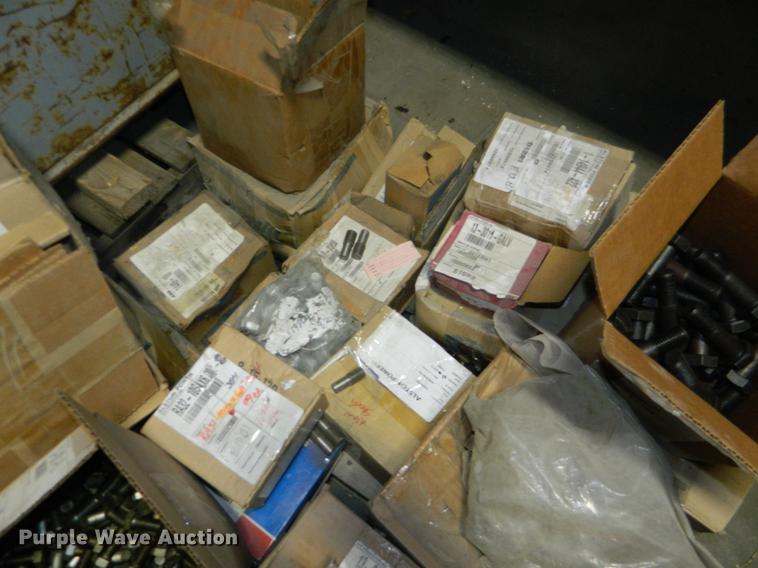 image for item DE9987 Hardware