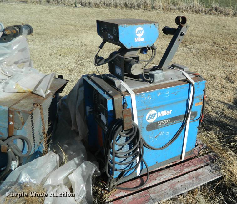 image for item DE9992 (4) welders