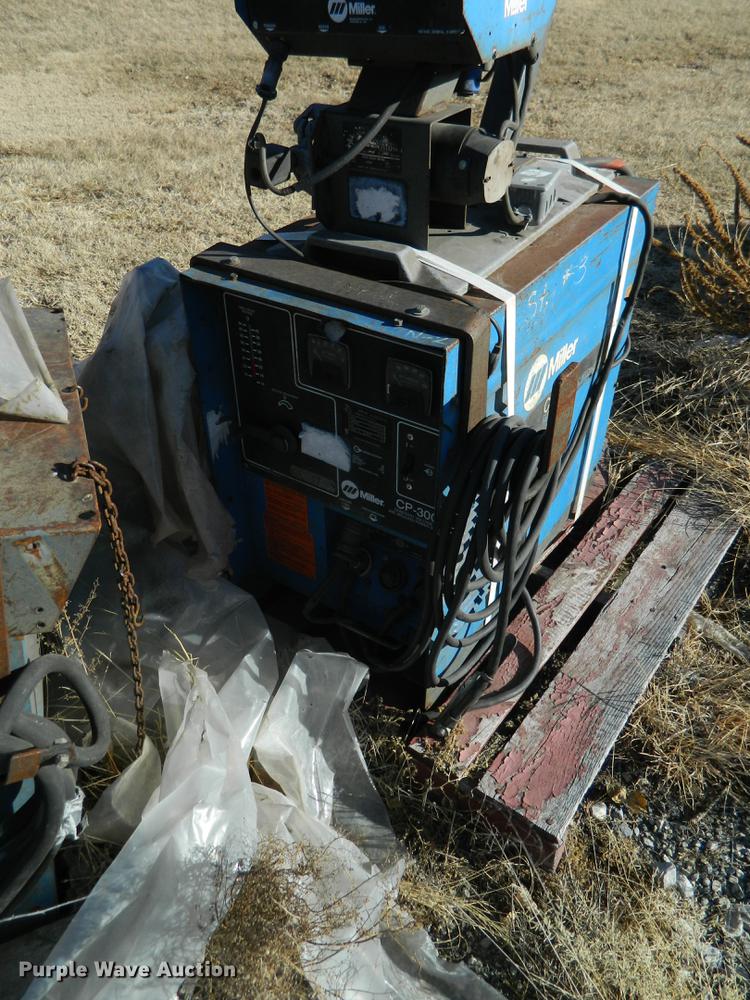 image for item DE9992 (4) welders