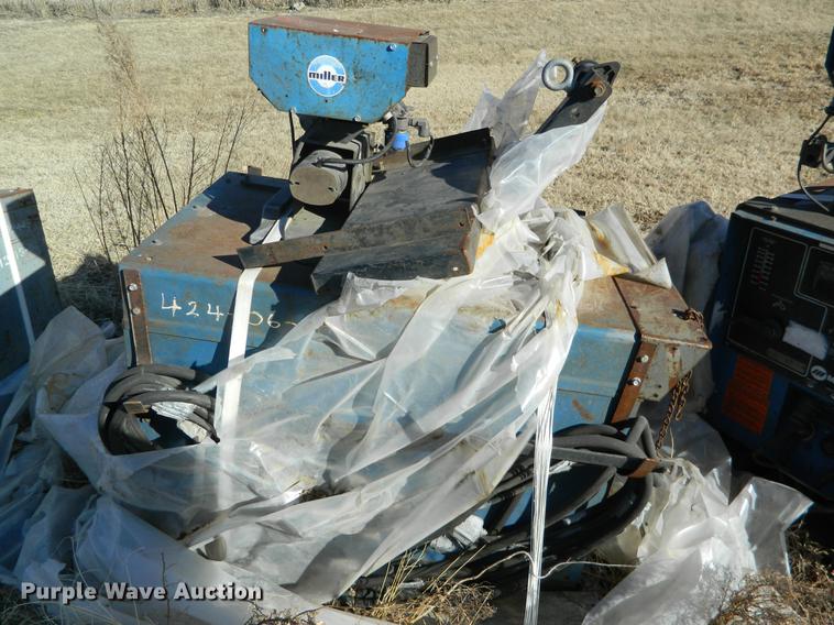 image for item DE9992 (4) welders