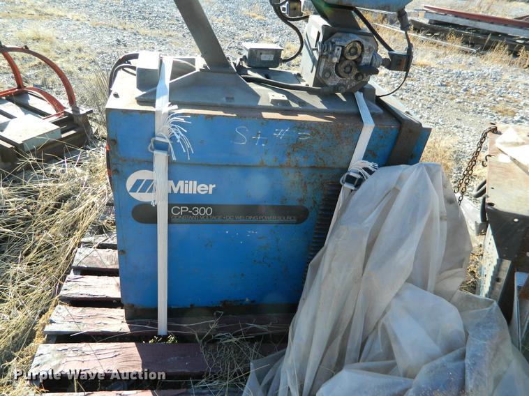 image for item DE9992 (4) welders