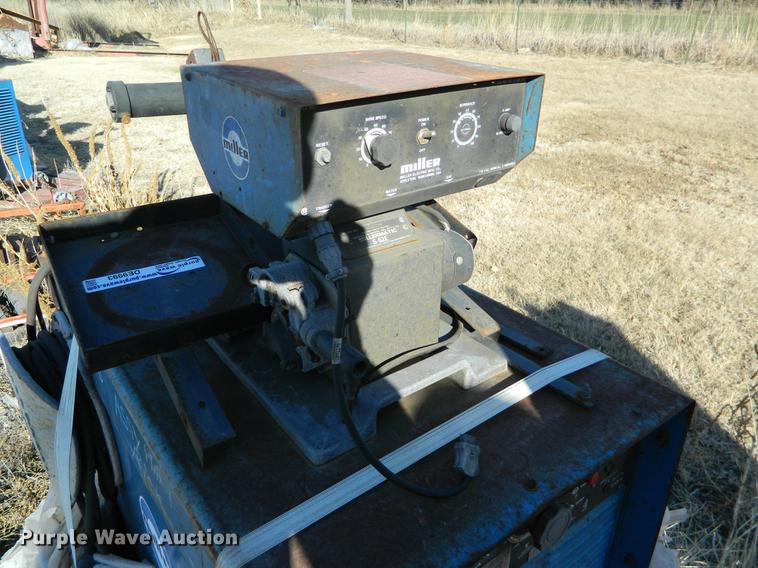 image for item DE9993 (3) welders