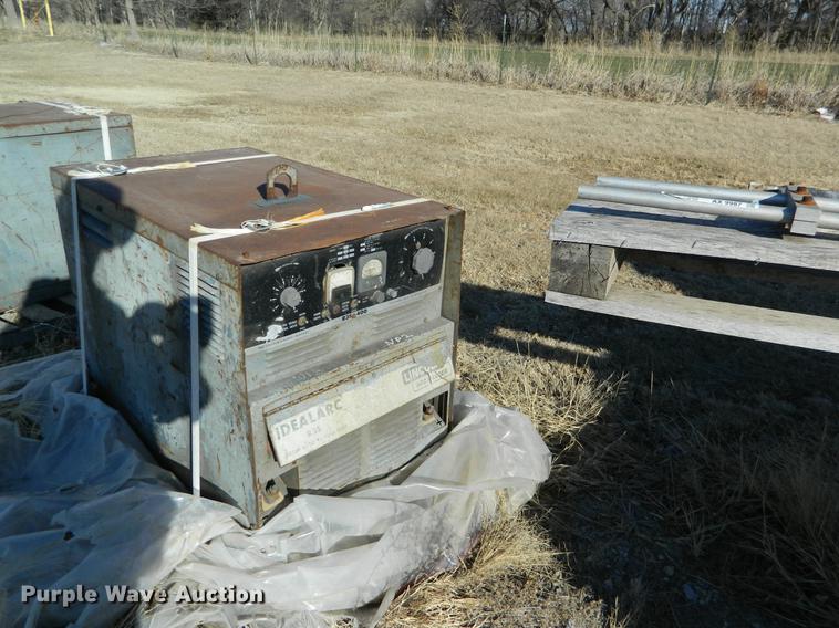 image for item DE9993 (3) welders