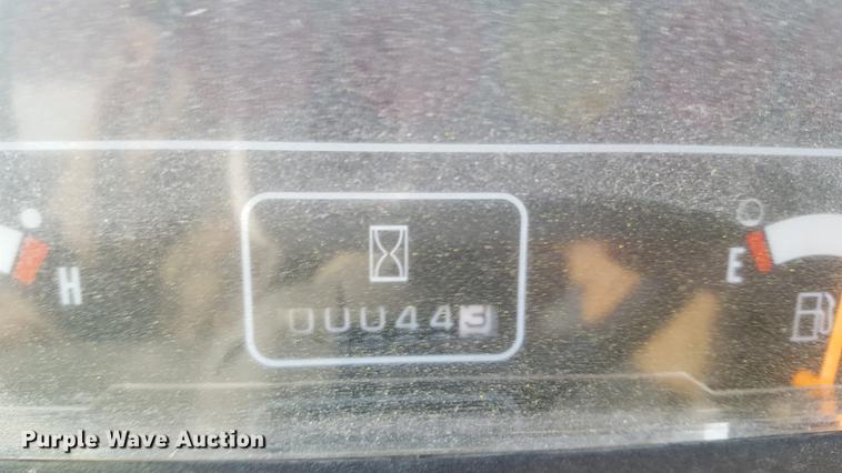 image for item DF3526 Caterpillar DP40K forklift