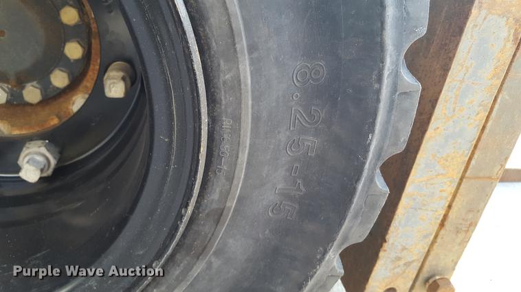 image for item DF3526 Caterpillar DP40K forklift