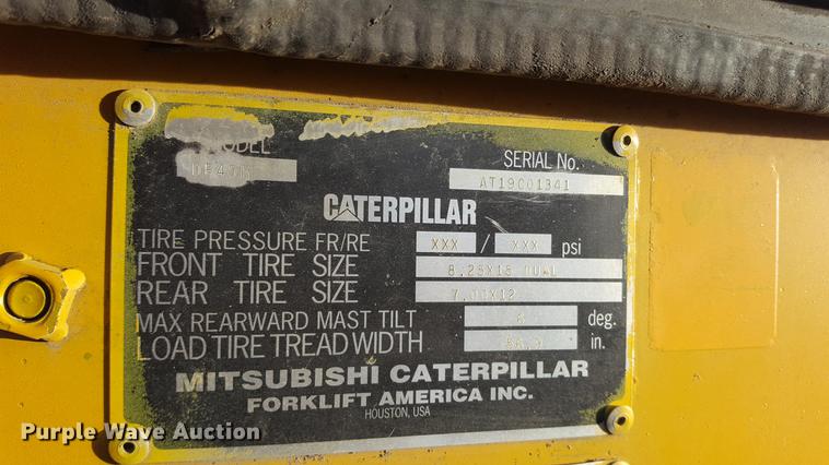 image for item DF3526 Caterpillar DP40K forklift