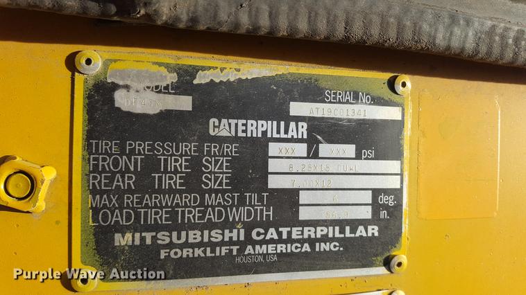 image for item DF3526 Caterpillar DP40K forklift