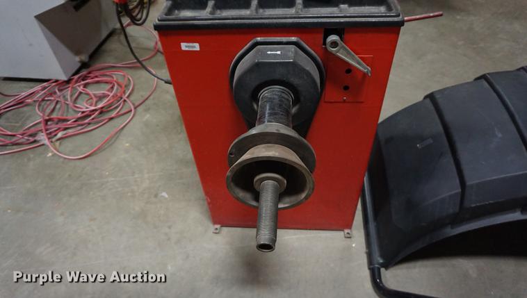 image for item DN9364 Ammco 1030 wheel balancer