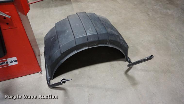 image for item DN9364 Ammco 1030 wheel balancer