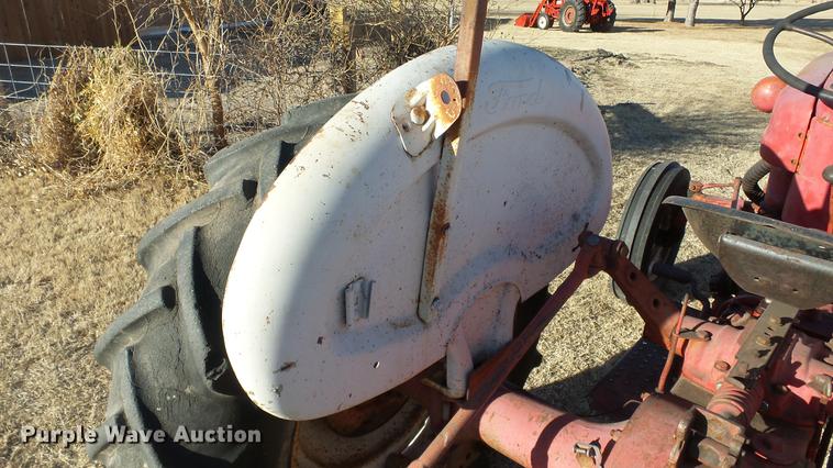 image for item DR9820 Ford 601 Workmaster tractor