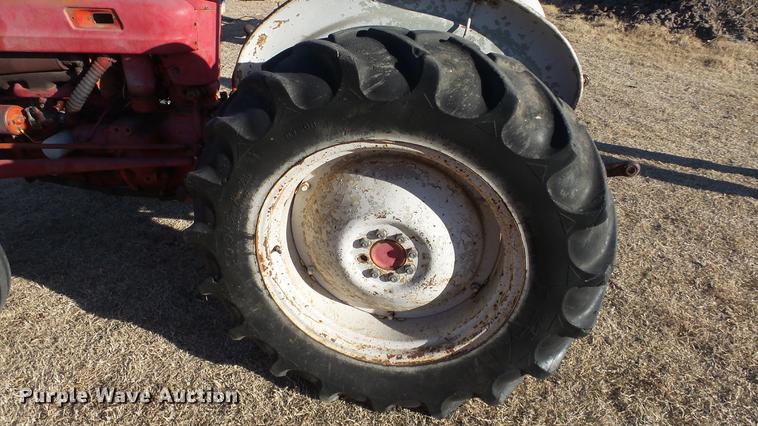 image for item DR9820 Ford 601 Workmaster tractor