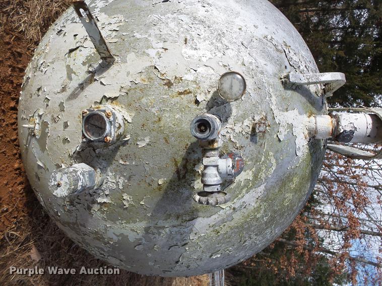 image for item DS9613 Butler propane tank