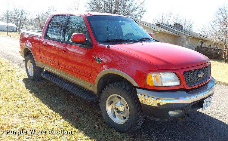 image for item DX9343 2003 Ford F150 XLT SuperCrew pickup truck