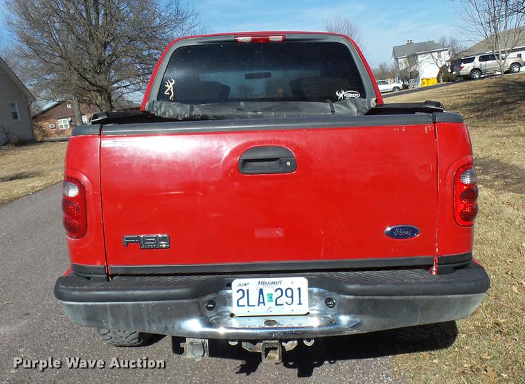 image for item DX9343 2003 Ford F150 XLT SuperCrew pickup truck