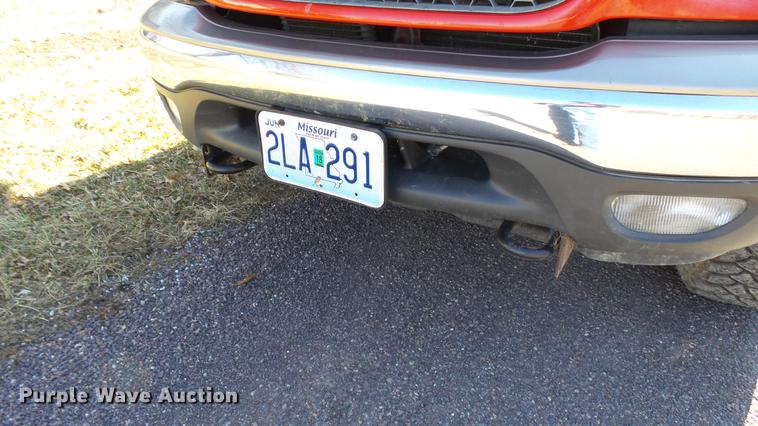 image for item DX9343 2003 Ford F150 XLT SuperCrew pickup truck