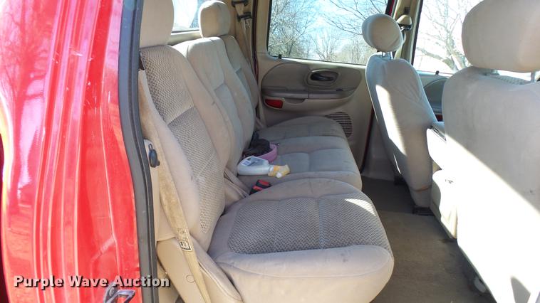 image for item DX9343 2003 Ford F150 XLT SuperCrew pickup truck