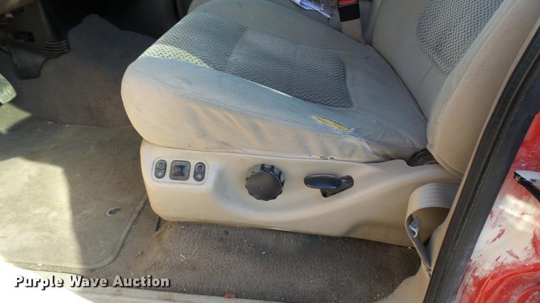 image for item DX9343 2003 Ford F150 XLT SuperCrew pickup truck