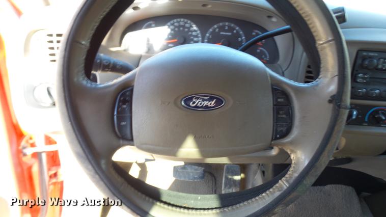 image for item DX9343 2003 Ford F150 XLT SuperCrew pickup truck