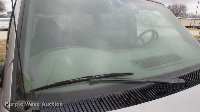 image for item DX9859 2000 Chevrolet Astro van