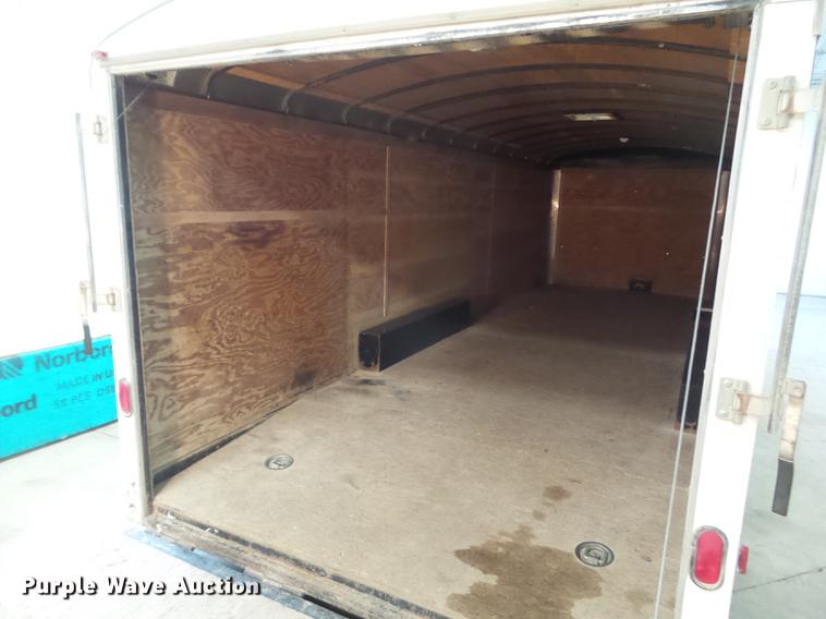 image for item DZ9184 2007 Shadow Master 5M824XL2 enclosed cargo trailer