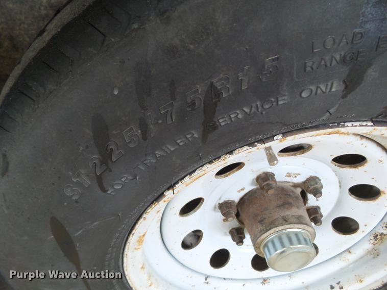 image for item DZ9184 2007 Shadow Master 5M824XL2 enclosed cargo trailer