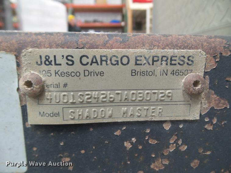 image for item DZ9184 2007 Shadow Master 5M824XL2 enclosed cargo trailer