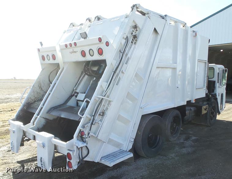 image for item DZ9193 1998 Crane Carrier Low Entry refuse truck