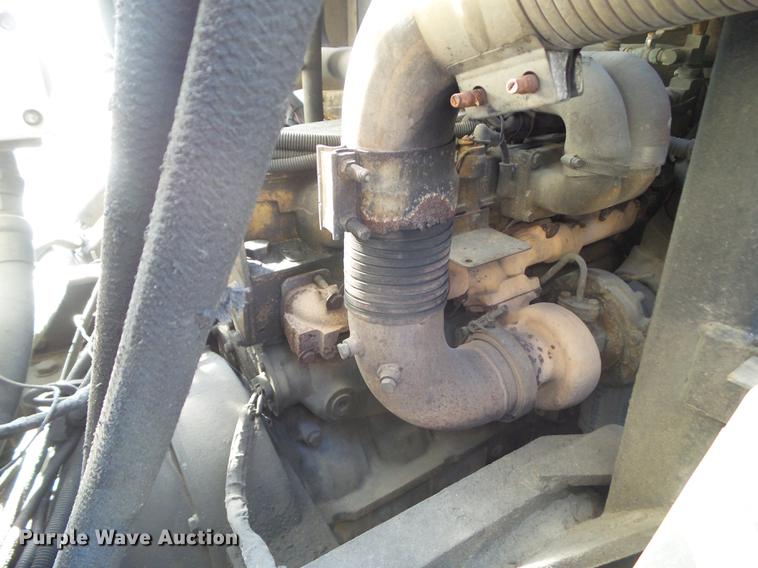 image for item DZ9193 1998 Crane Carrier Low Entry refuse truck