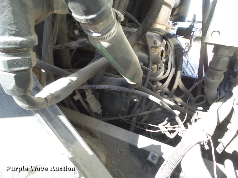 image for item DZ9193 1998 Crane Carrier Low Entry refuse truck