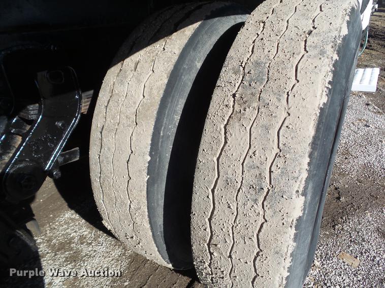 image for item DZ9193 1998 Crane Carrier Low Entry refuse truck